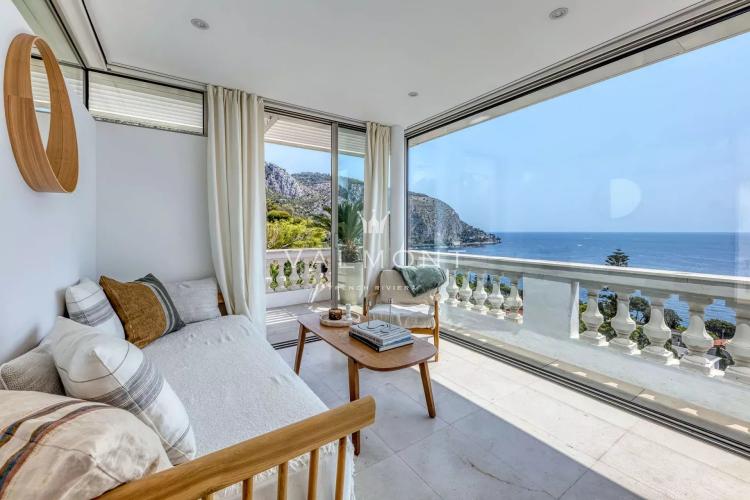 Belle villa avec vue mer panoramique