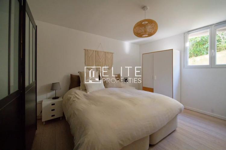 VILLA 8 PIÈCES DE 200 m² + PISCINE MOUANS-SARTOUX