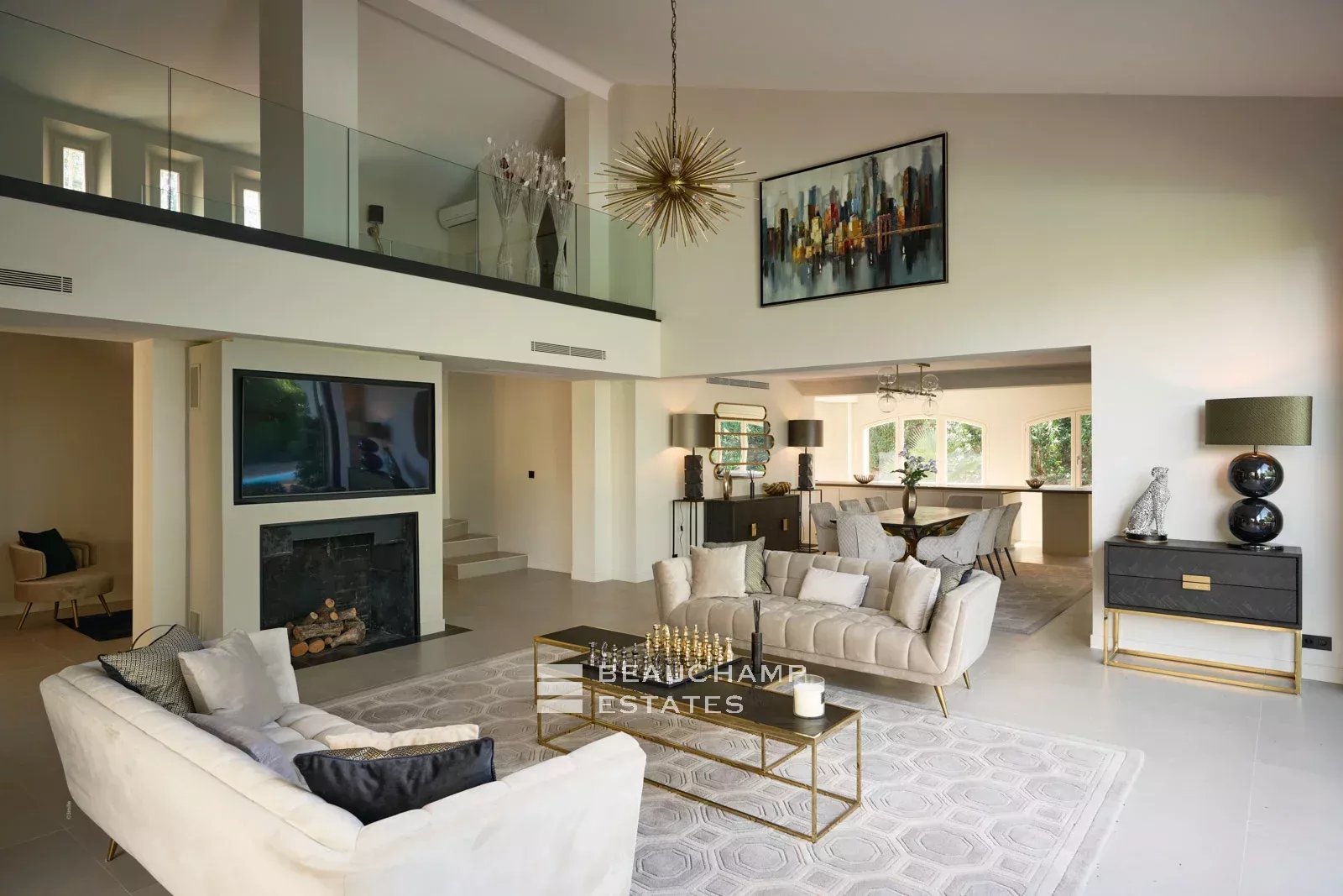 Villa néo-provencale de 5 chambres avec piscine dans un quartier résidentiel de Mougins