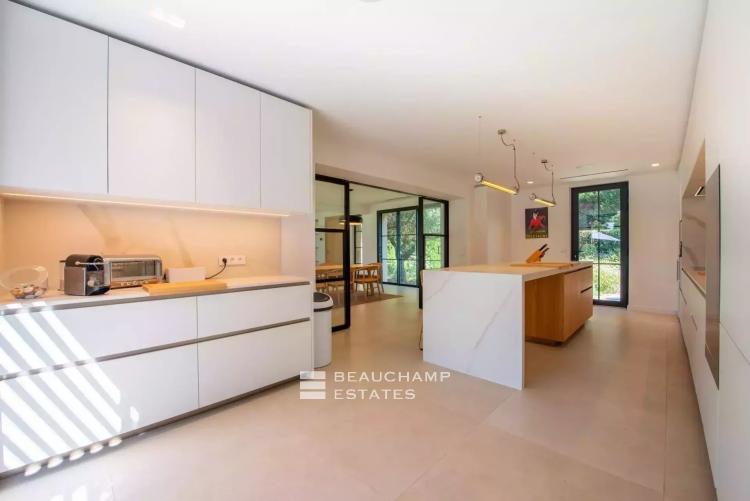 Villa neuve au coeur des Parcs de Saint-Tropez