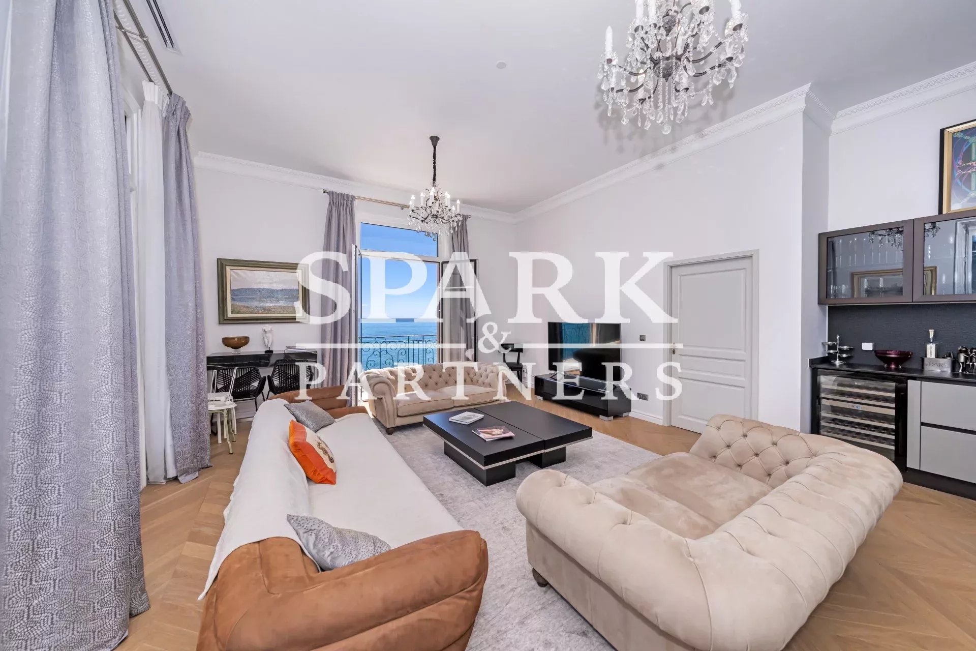 Sublime appartement 4 pièces vue imprenable sur la mer