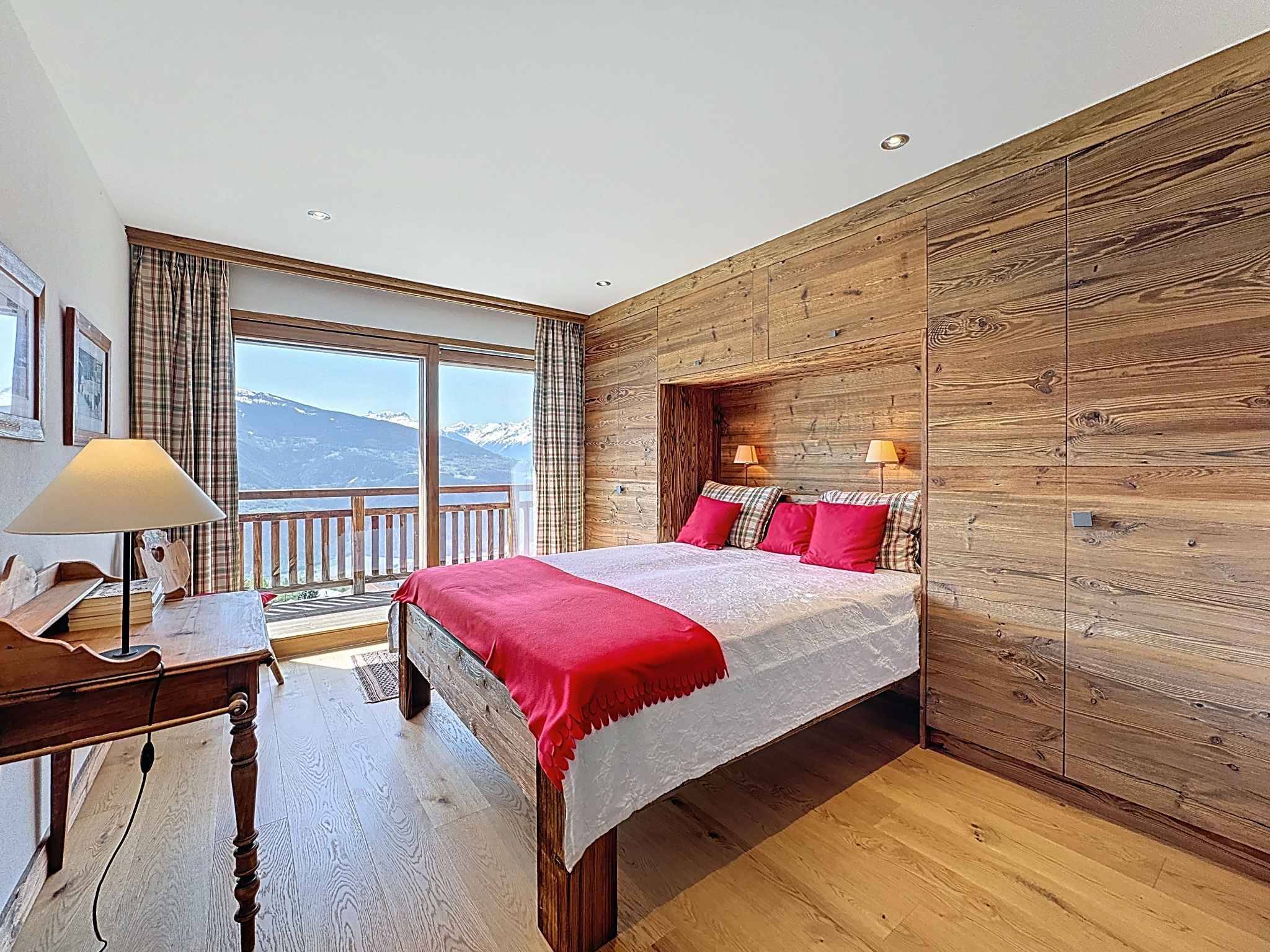 Magnifique chalet en vieux bois avec vue panoramique