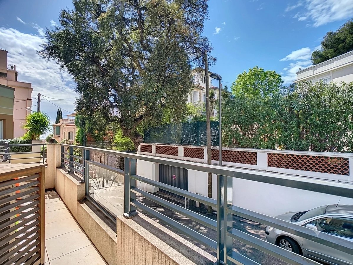 EXCLUSIVITÉ – VENTE APPARTEMENT 3 PIÈCES – CANNES STANISLAS