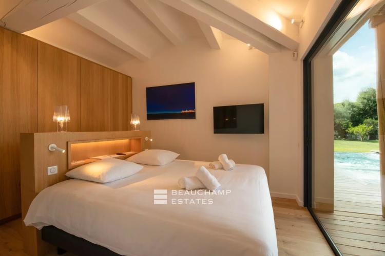 Nouvelle villa de luxe dans domaine privatif au centre de Saint-Tropez