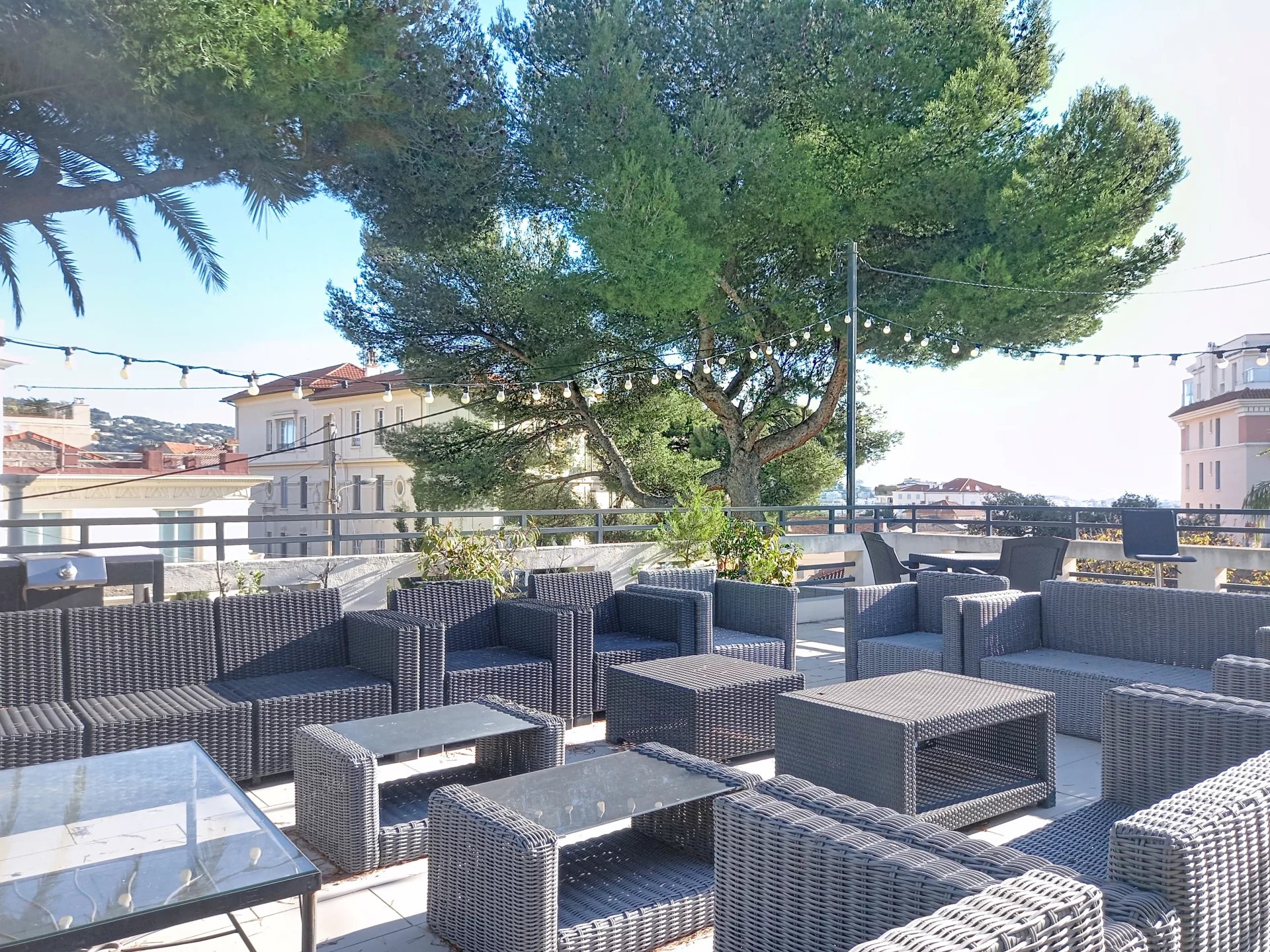 VENTE VILLA 5P VUE MER & PISCINE - CANNES CENTRE