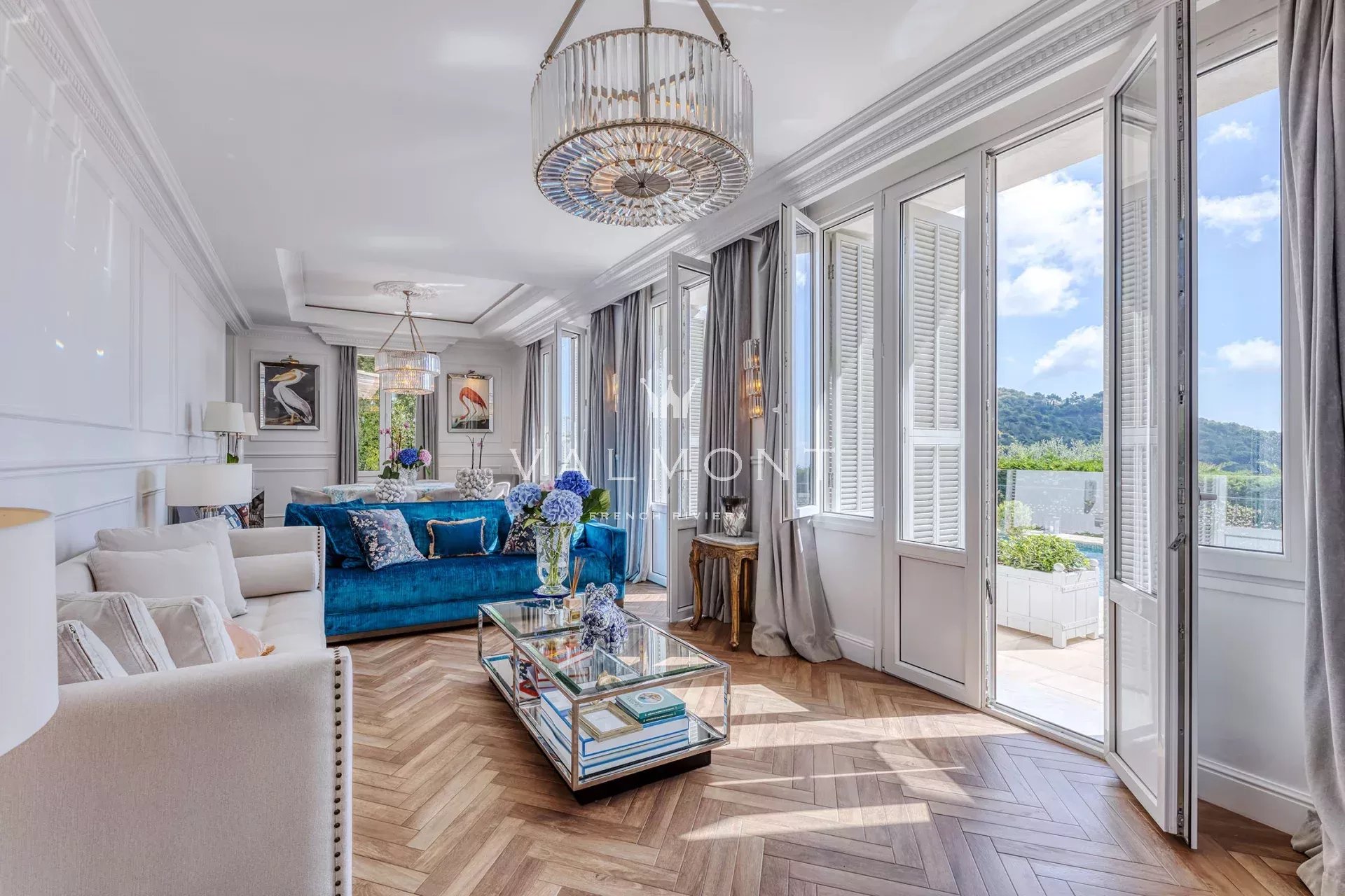 Magnifique villa perchée sur les hauteurs d’Èze