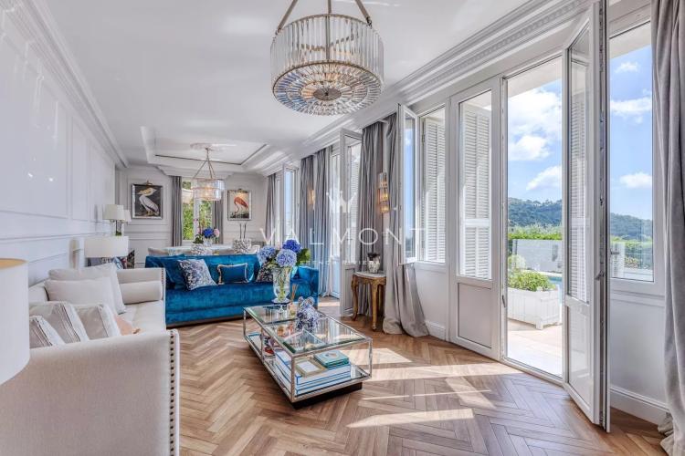 Magnifique villa perchée sur les hauteurs d’Èze