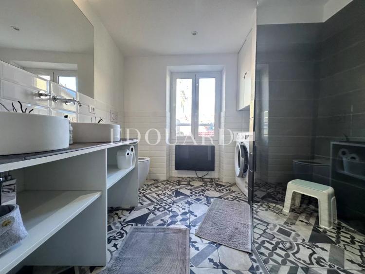 Quatre pièces en duplex avec spectaculaire terrasse sur le toit et époustouflante vue mer panoramique