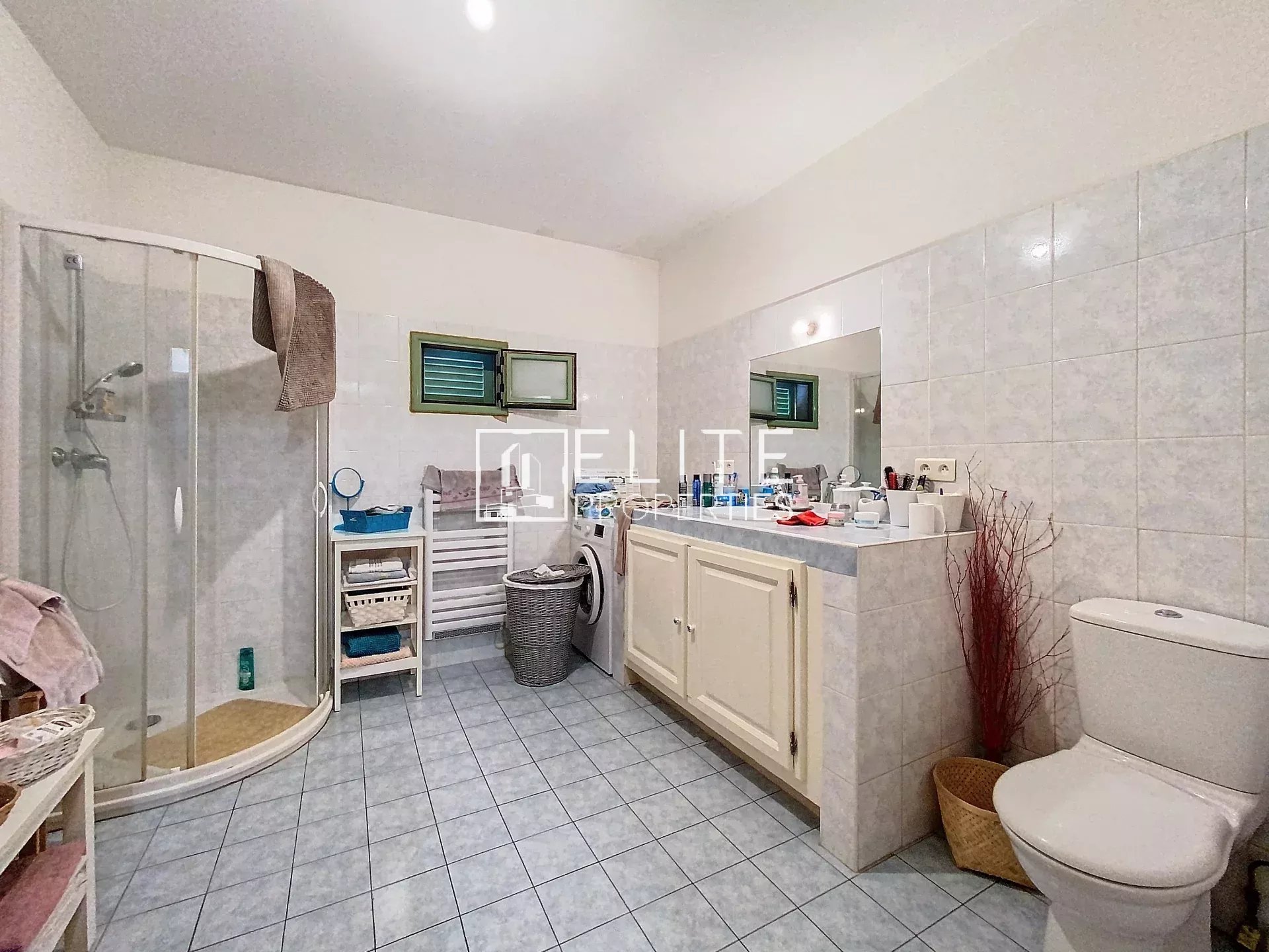 APPARTEMENT 3 PIECES 92m² + PARKING - VALLAURIS