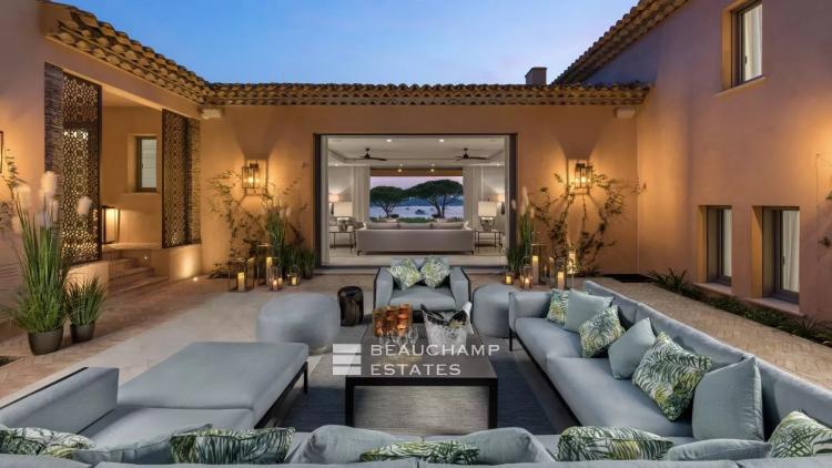 Majestueuse villa à 100 mètres de la plage des Canoubiers à Saint-Tropez