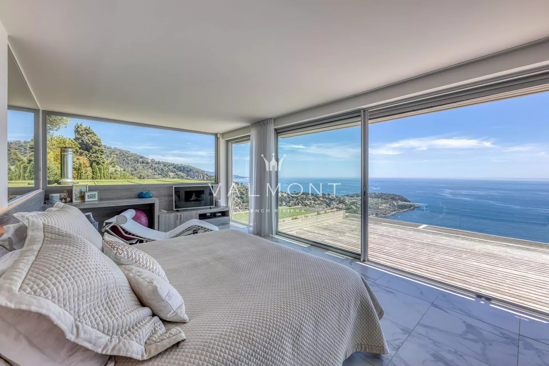 Propriété contemporaine proche de Monaco