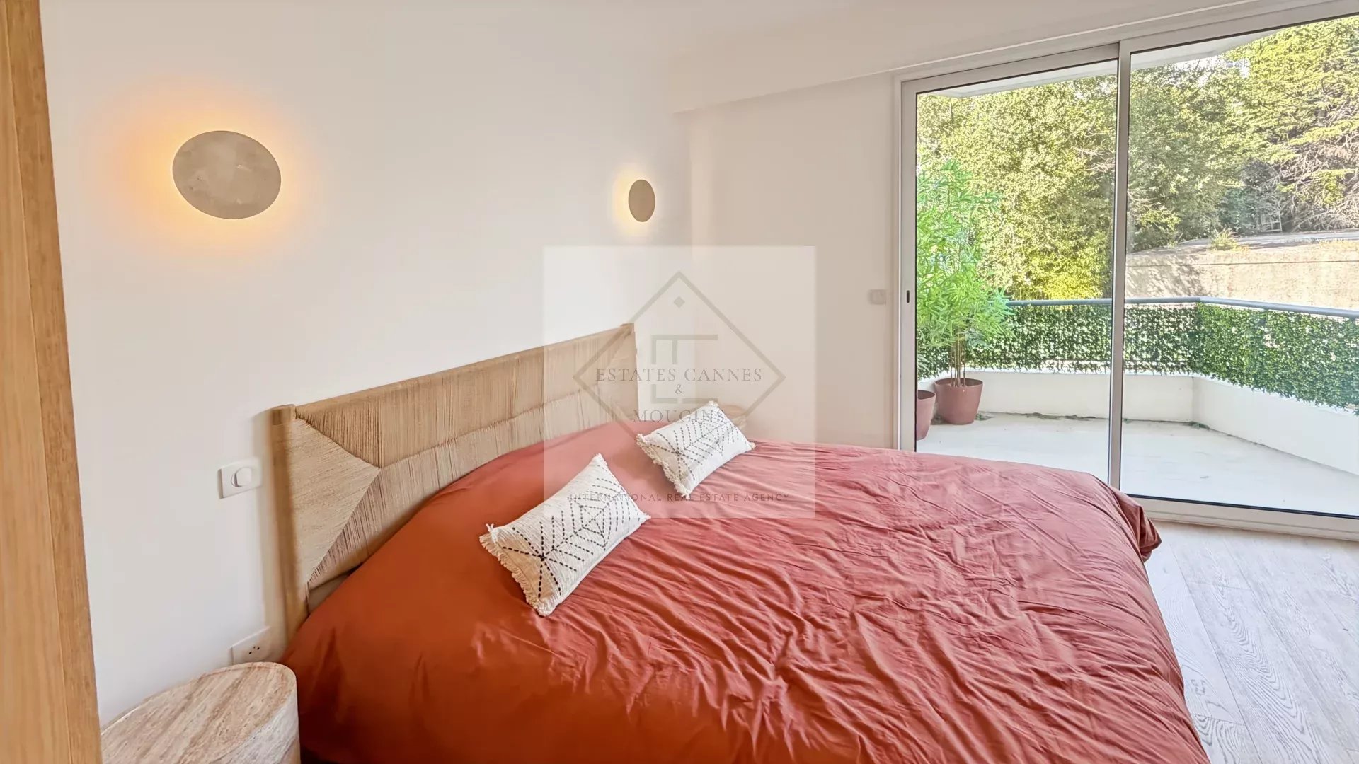 Appartement T3 de standing entièrement rénové