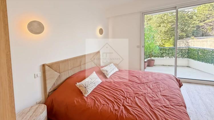 Appartement T3 de standing entièrement rénové