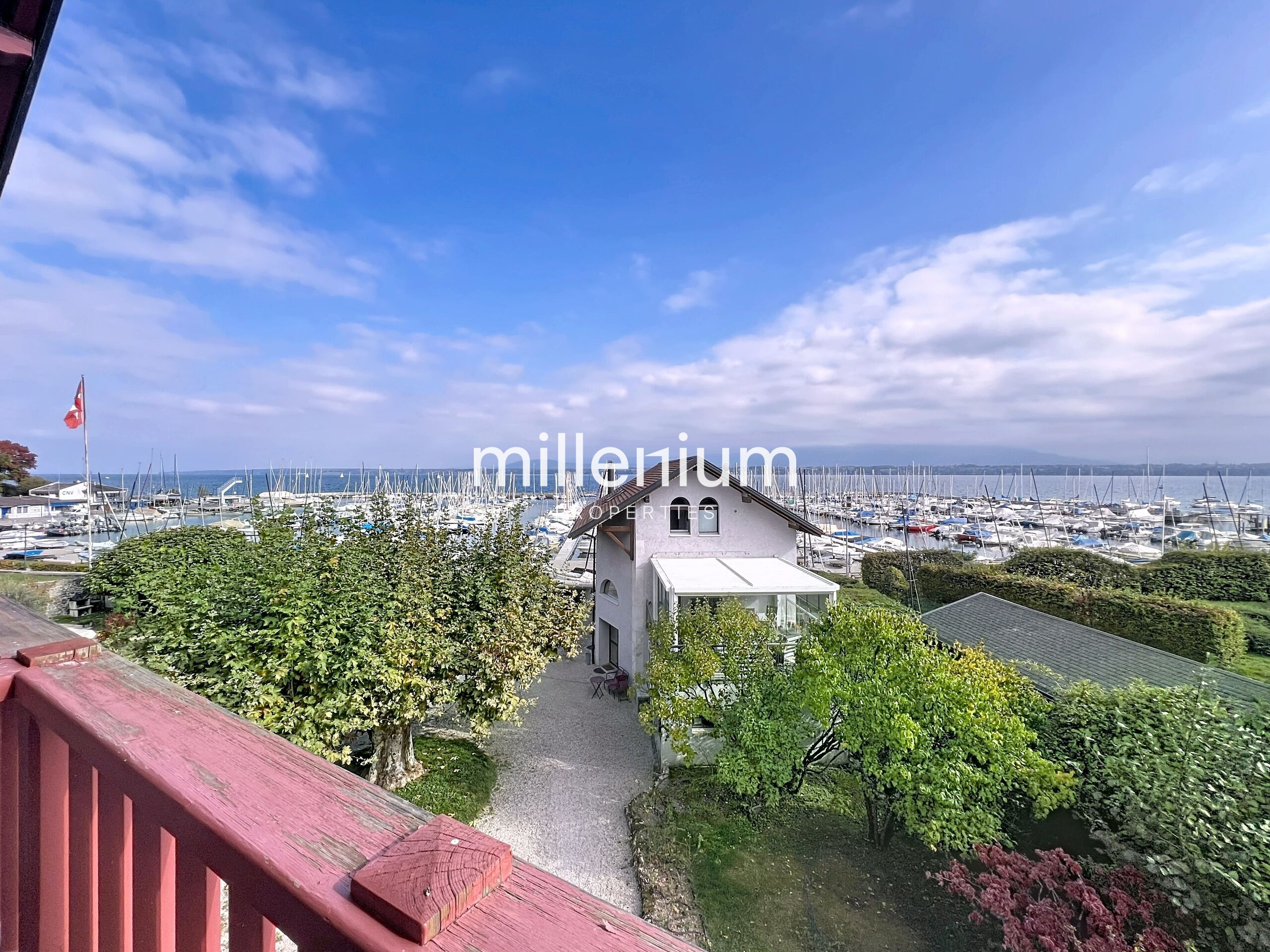 Magnifique villa avec jardin à deux pas du lac