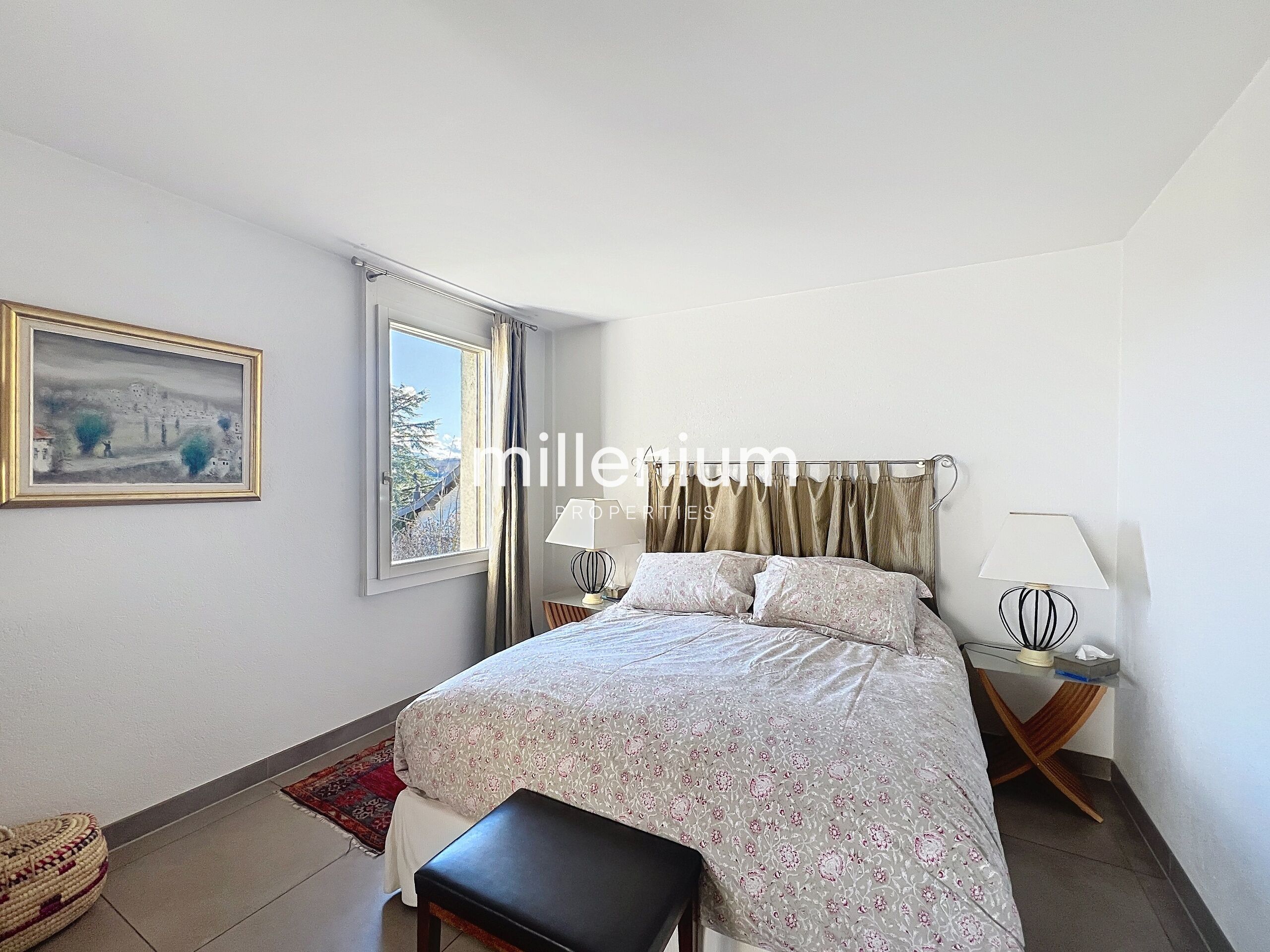 Bel appartement avec jardin et vue panoramique