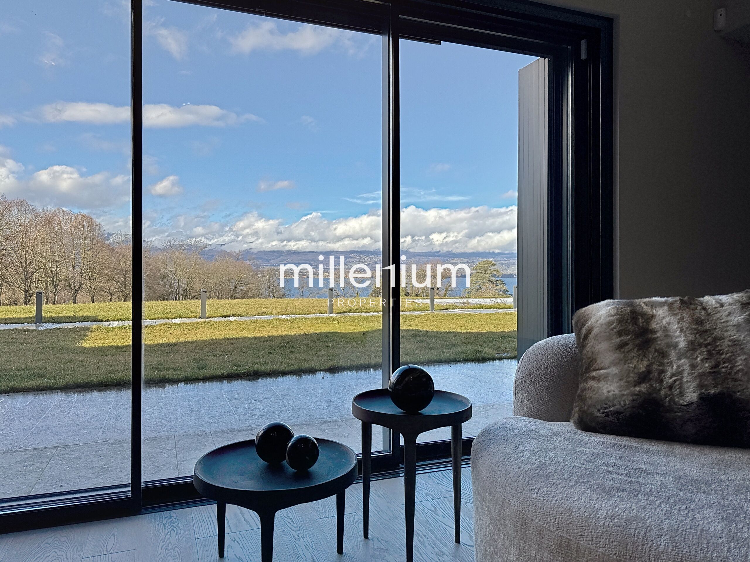 Propriété unique à vendre à Nernier