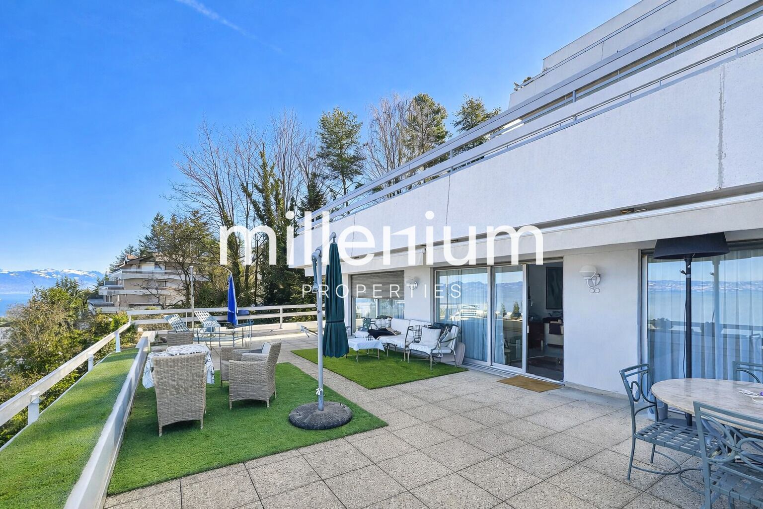 Appartement d’Exception – Vue Panoramique sur le Lac Léman
