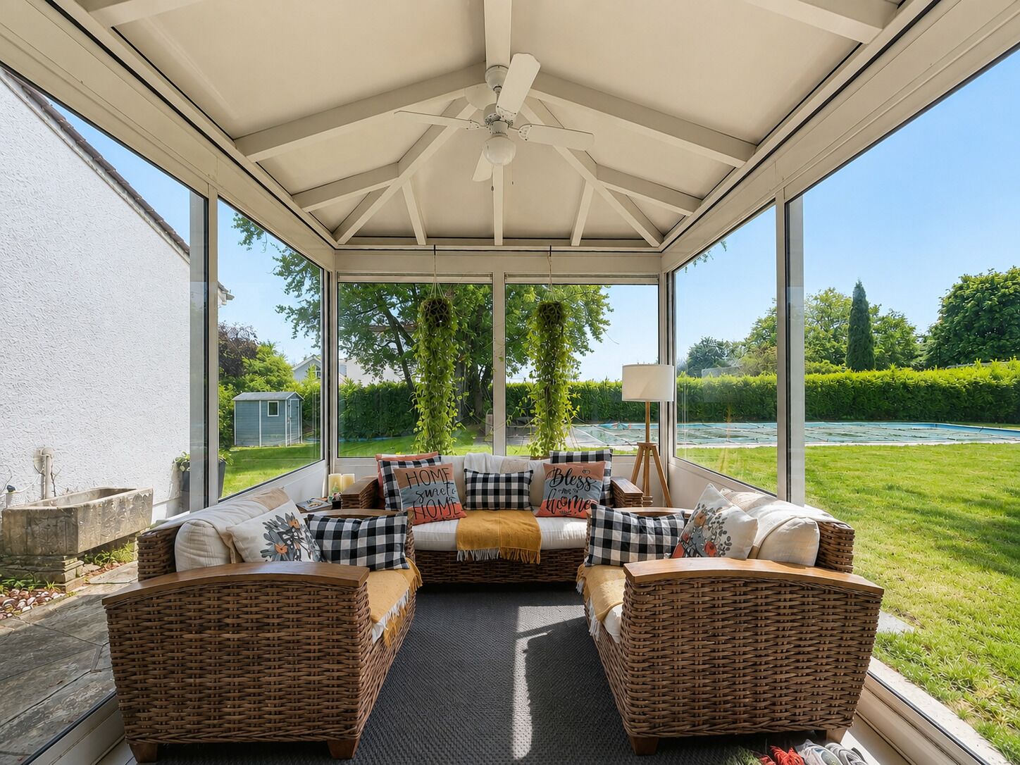 Exceptional Villa with Swimming Pool in Versoix