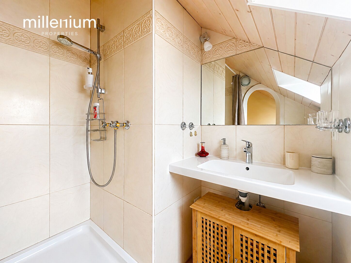 Superbe duplex meublé de 180 m² à Buchillon