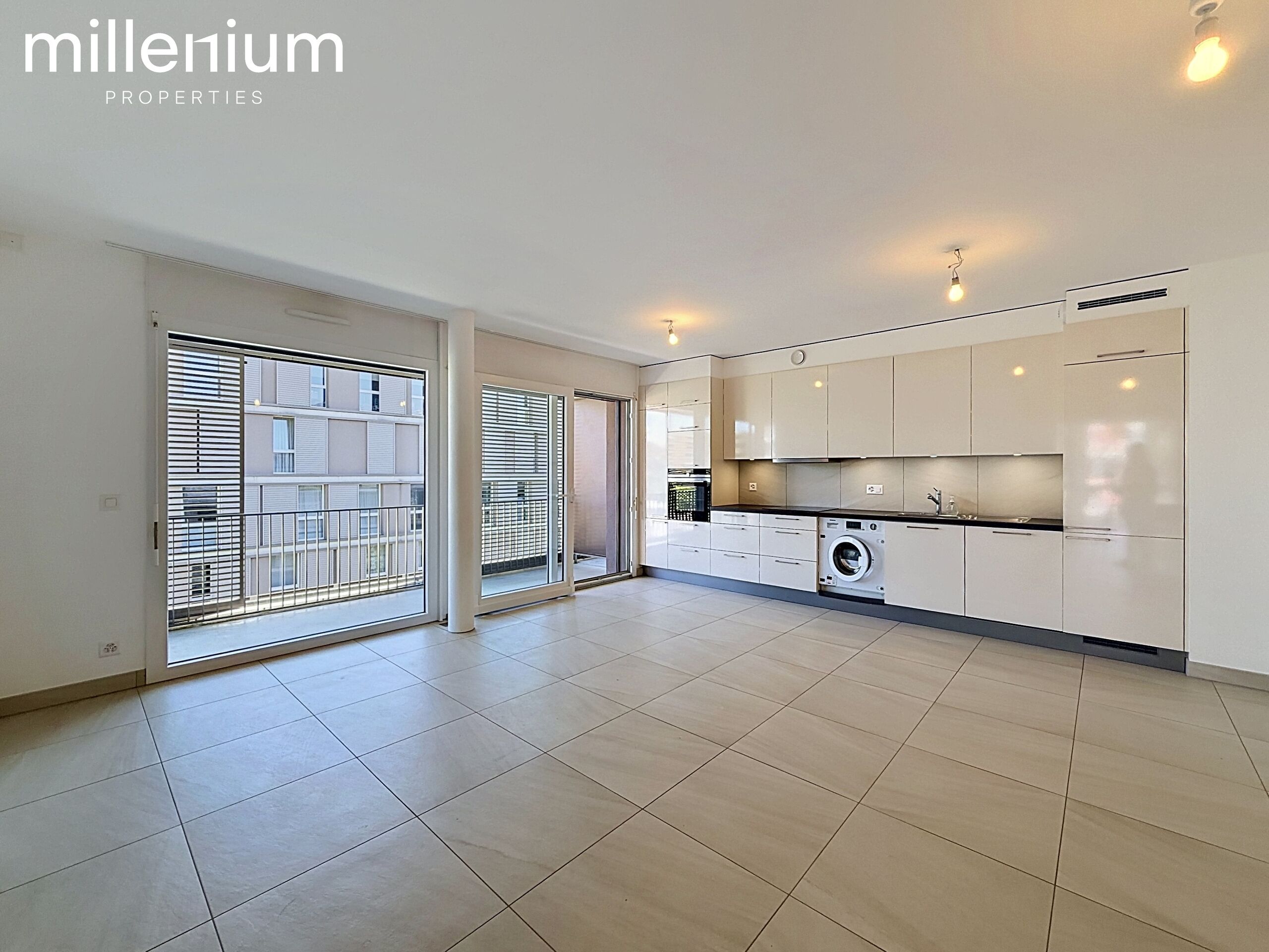 Appartement 4 pièces avec grand balcon et prestations modernes à Meyrin