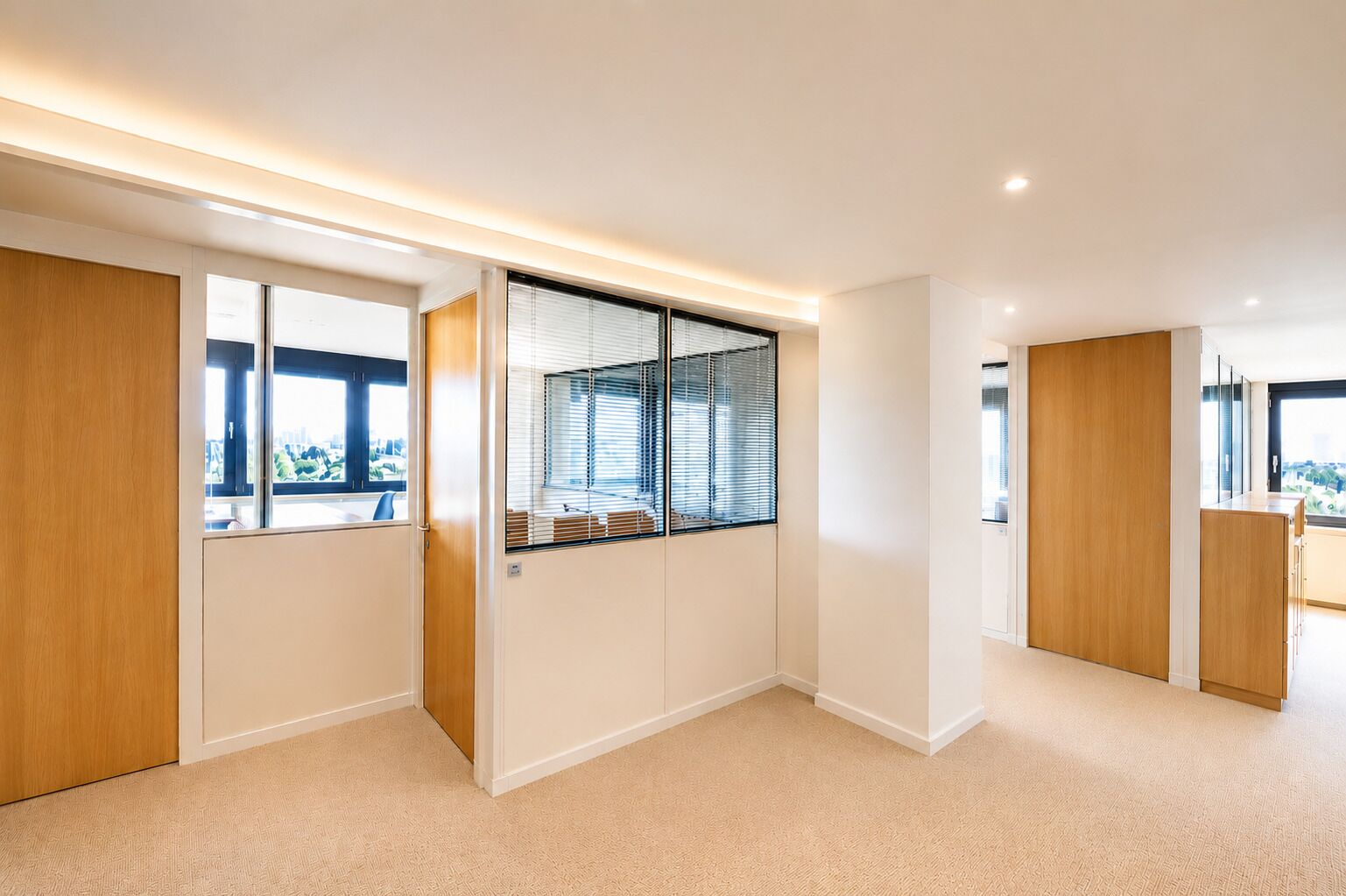 
Business Center Premium – Bureaux d’Exception avec Vue sur le Lac