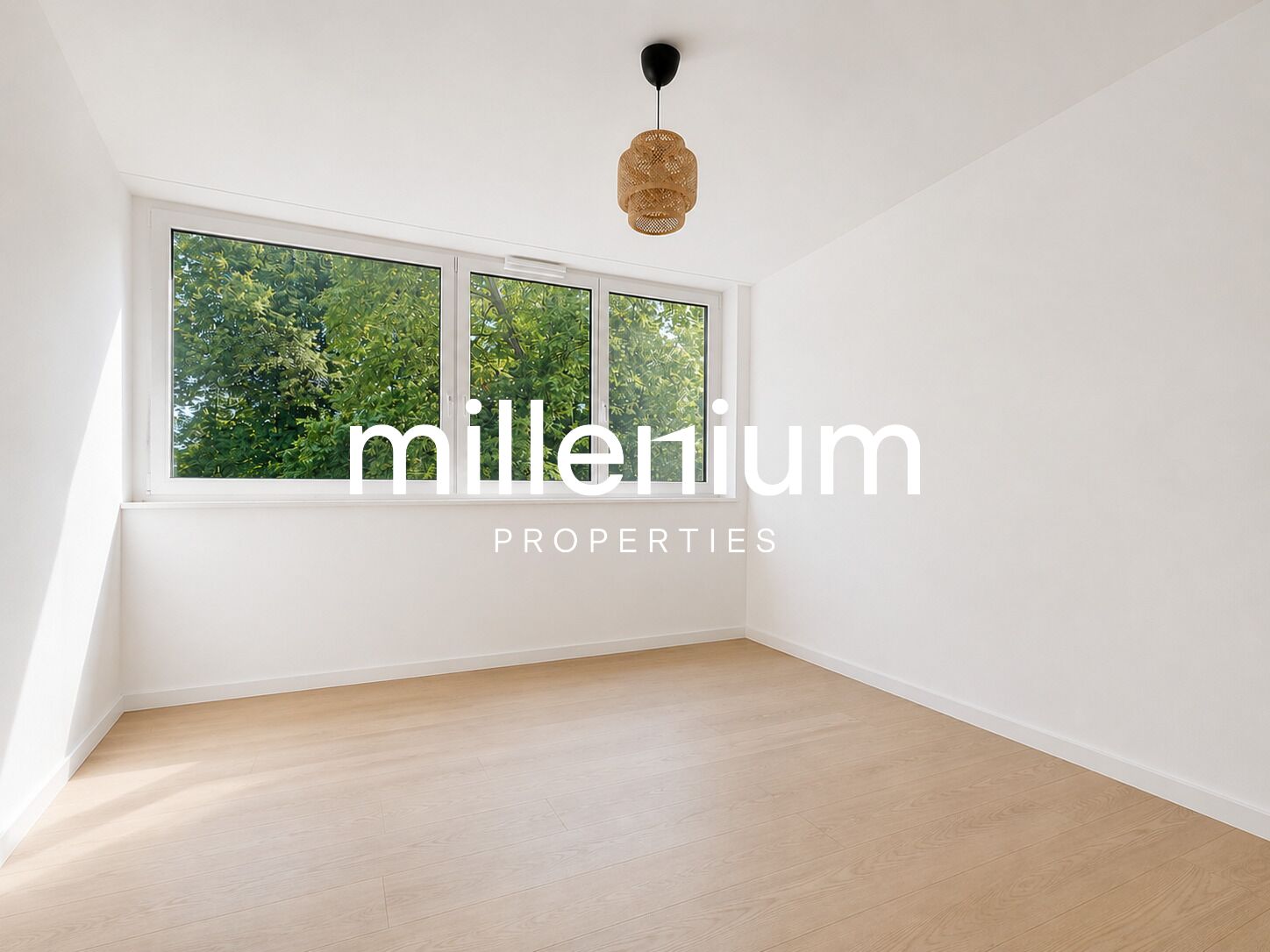 Appartement de standing avec grande terrasse à Troinex