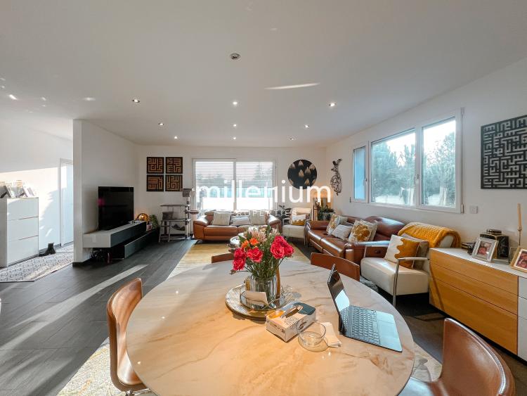 Grand appartement récent à Thônex