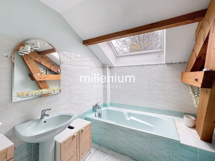 En Exclusivité : Maison Familiale avec grand jardin à Neydens (FRANCE)