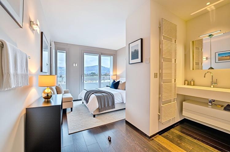 Duplex en attique avec vue panoramique exceptionnelle!