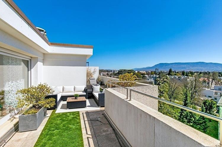 Duplex en attique avec vue panoramique exceptionnelle!