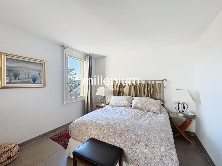 Bel appartement avec jardin et vue panoramique