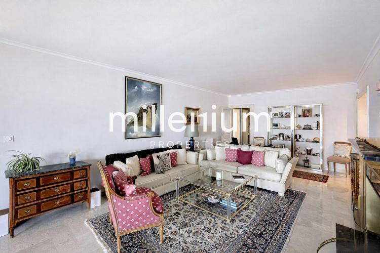 Appartement d’Exception – Vue Panoramique sur le Lac Léman