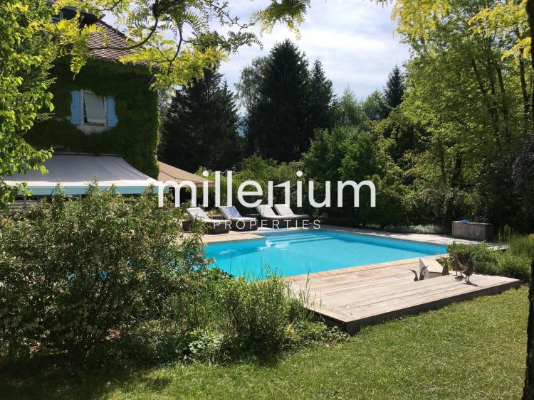 Superbe Villa à 10 minutes du centre d'Annecy