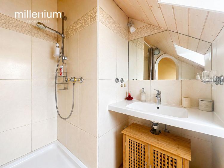 Superbe duplex meublé de 180 m² à Buchillon