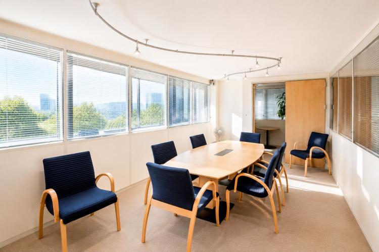 Business center – Espaces de bureaux premium face au lac