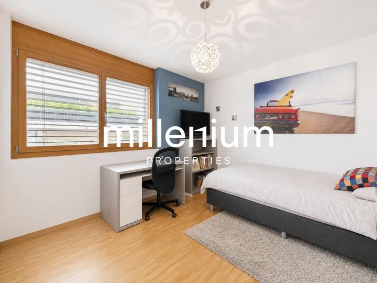 Magnifique appartement meublé de standing de 4 pièces avec terrasse 