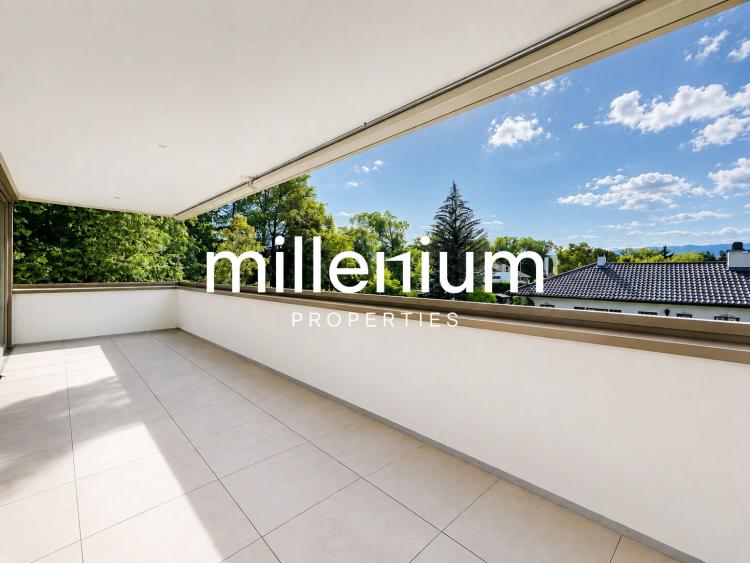Appartement de standing avec grande terrasse à Troinex