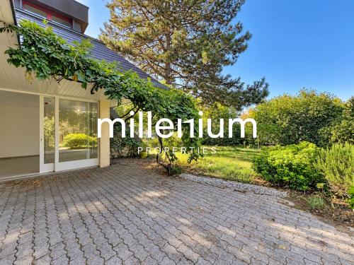 Villa individuelle rénovée avec jardin à Veyrier