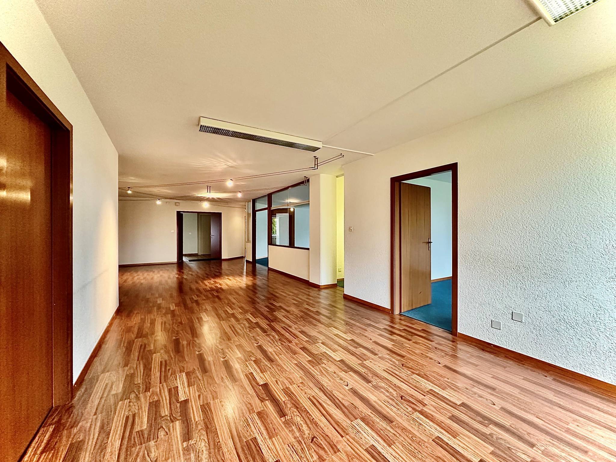 Bureaux, locaux de 186 m2 à louer à Lausanne