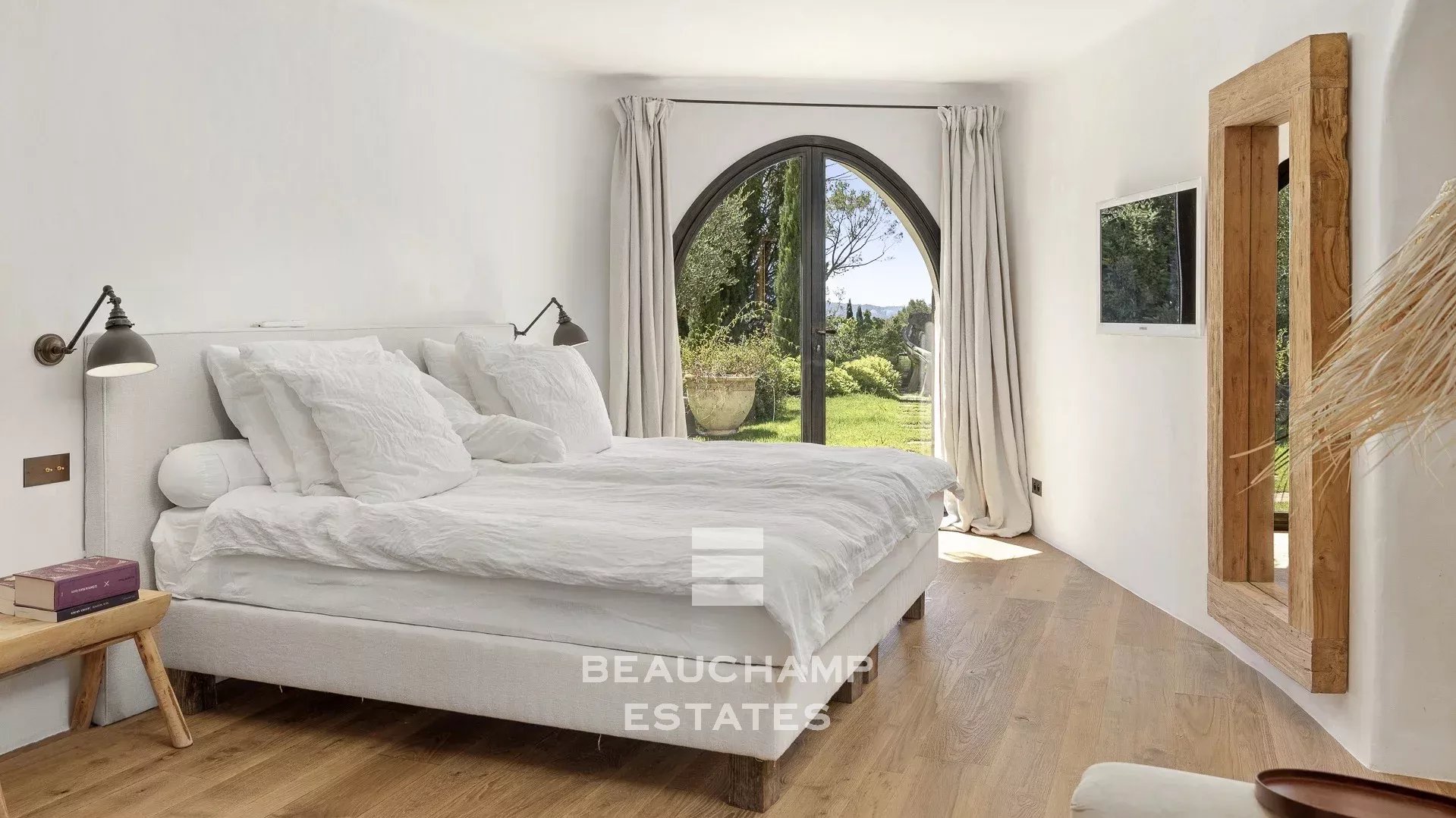 Propriété de charme 5 chambres avec piscine à Mougins
