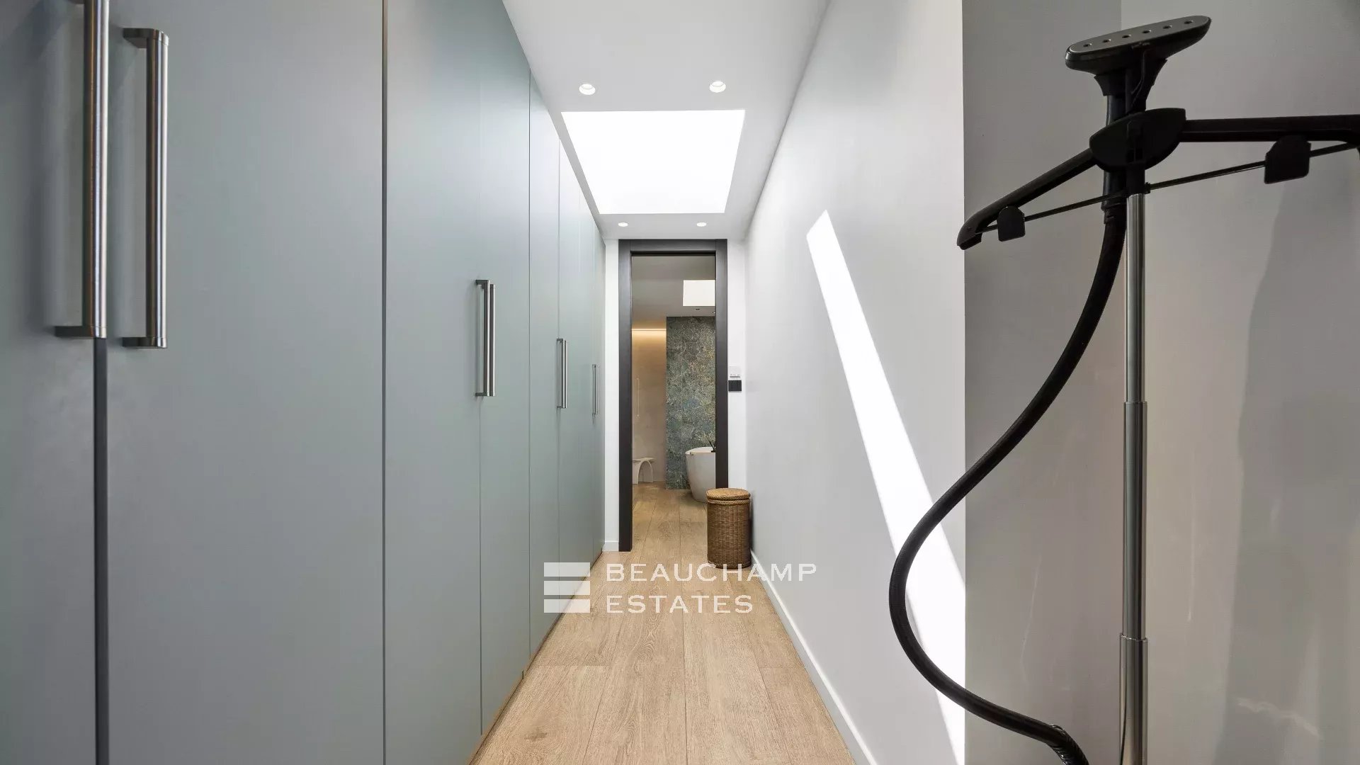 Villa contemporaine de 4 chambres à Mouans-Sartoux avec piscine