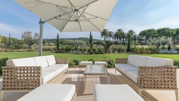 Splendide propriété 6 chambres dans un domaine Privée à Saint-Tropez