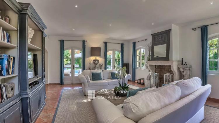 Elégante Bastide provençale de 6 chambres située à pied de la plage et du village