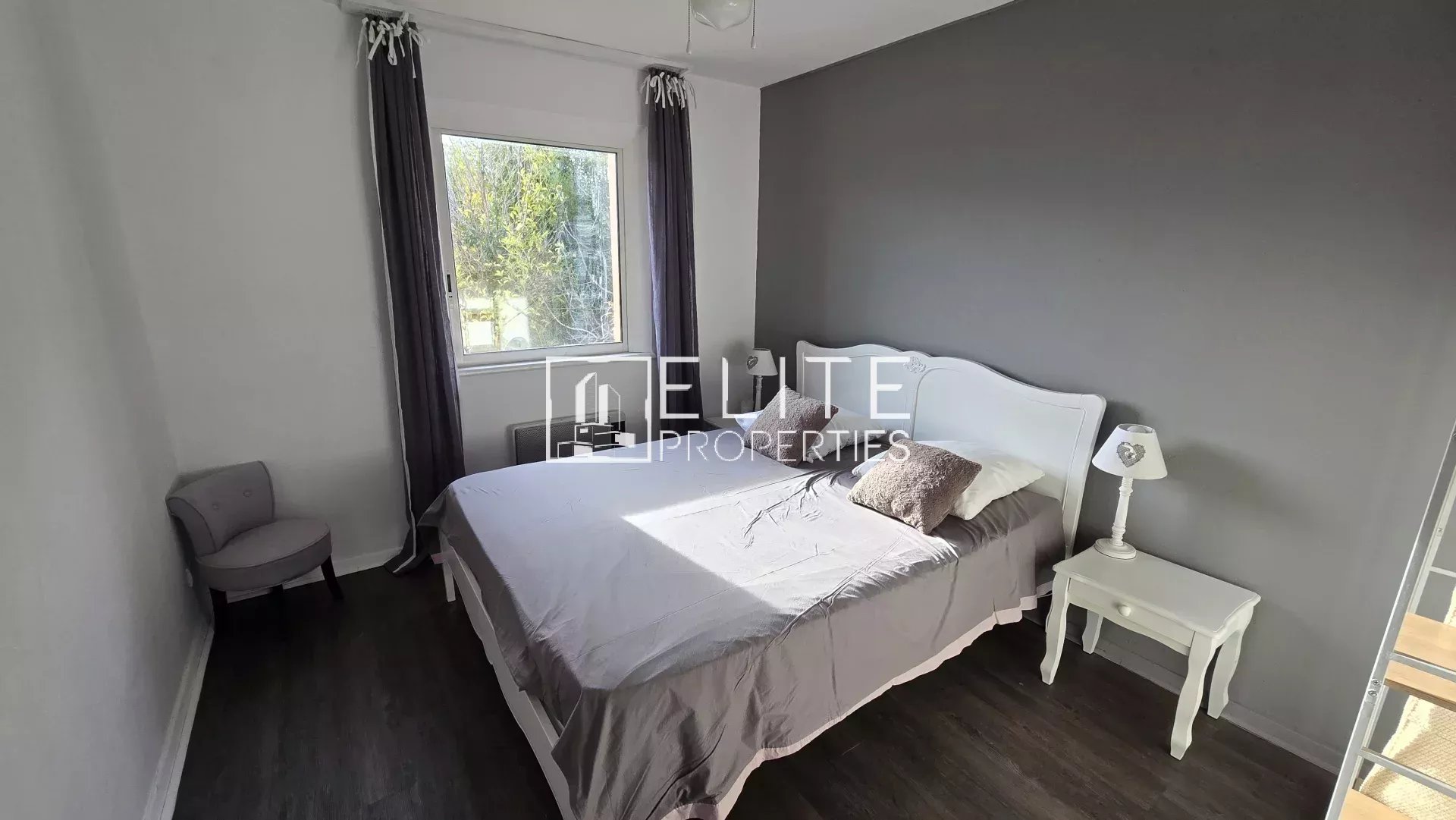 MAISON 6 PIÈCES 218 m² + PISCINE & GARAGE – TANNERON