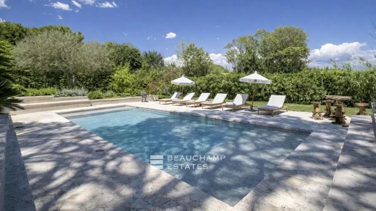 Villa néo-provençale chic à deux pas du centre ville de Saint-Tropez