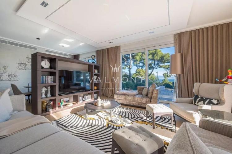 Villa moderne avec vue mer magnifique