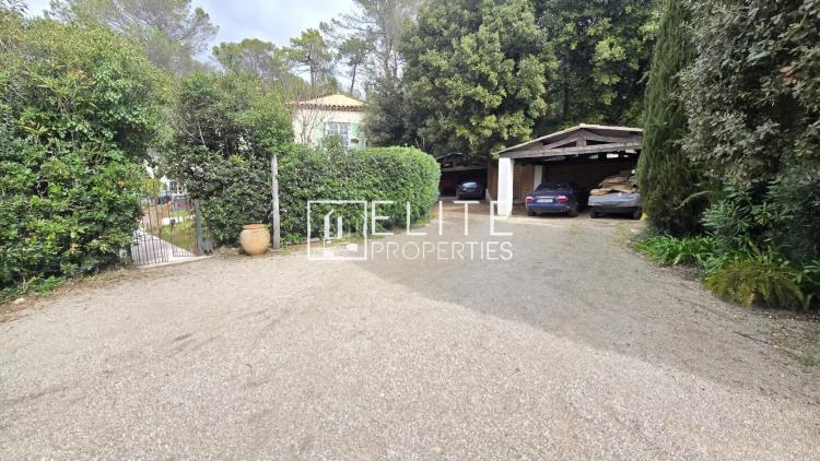 MAISON DE 260 m² – PISCINE CHAUFFÉE – ROQUEFORT-LES-PINS