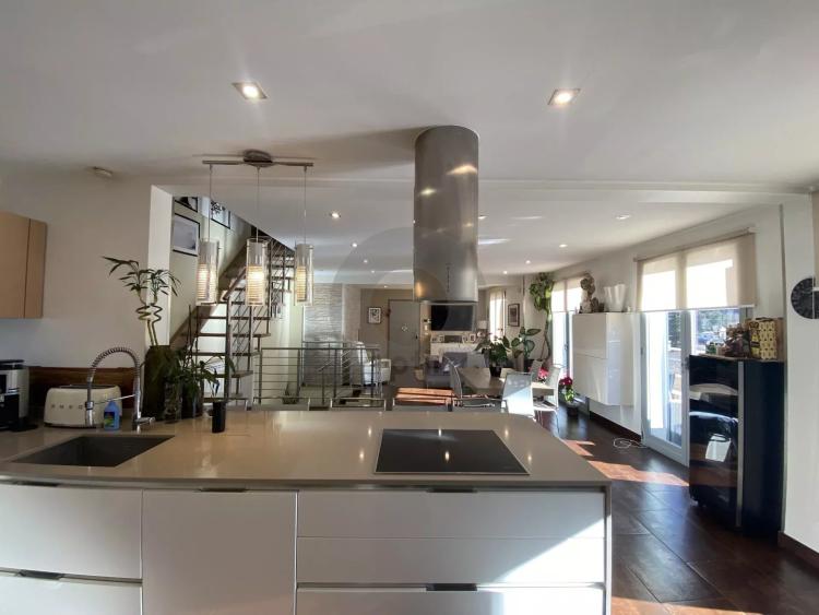 A VENDRE - BELLE MAISON AU CALME CADRE VERDOYANT