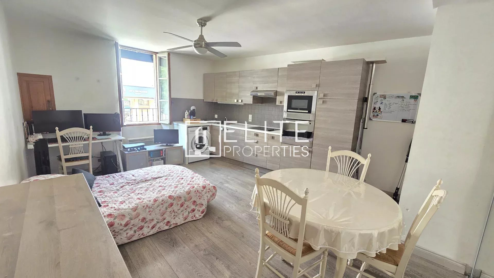 STUDIO DE 24m² – MOUGINS VILLAGE