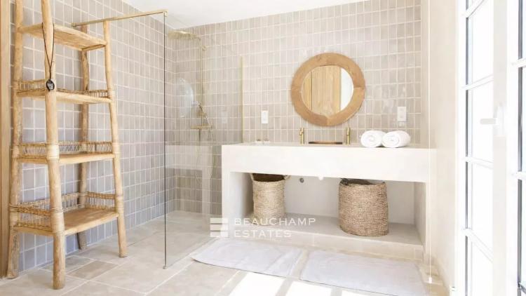 Villa bohème chic à deux pas de la plage des Canoubiers et du centre de Saint-Tropez